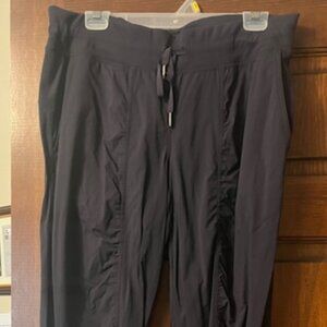 Ladies Navy Blue Lululemon Joggers Size 12 - Like New